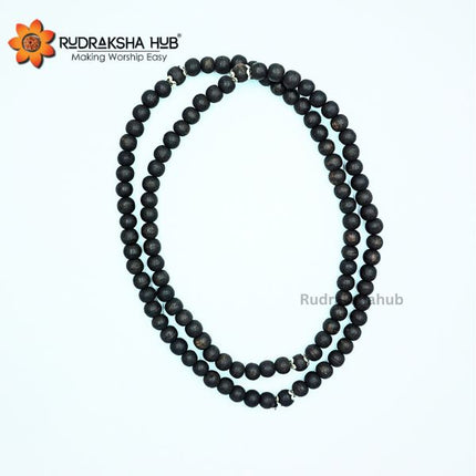 आबनूस की लकड़ी की माला शुद्ध चांदी