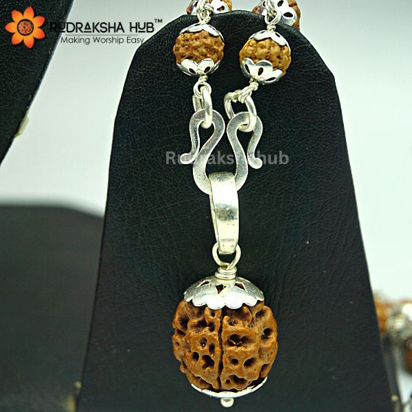 3 Mukhi Rudraksha Pendant in Silver Mala